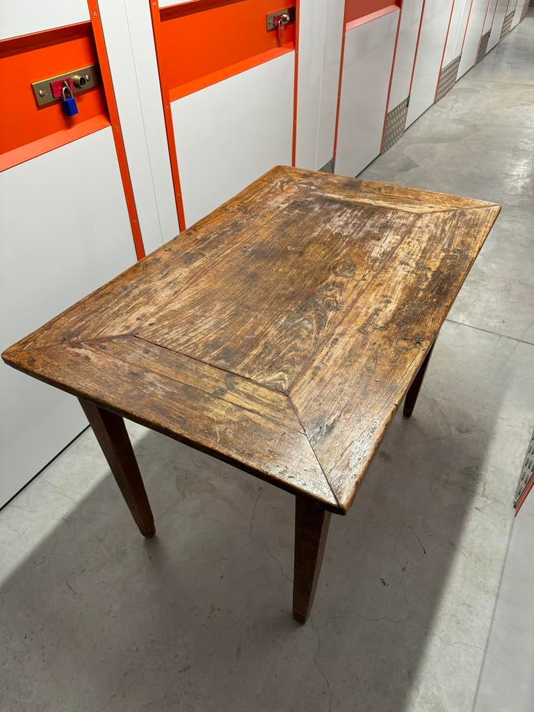 Antieke tafel + 4 stoelen — ca. 1900 | Rustieke charme, Ophalen