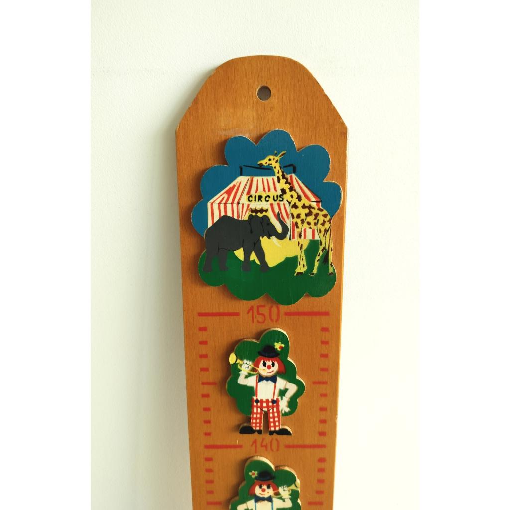 Vintage groeimeter thema circus, Ophalen, Zo goed als nieuw