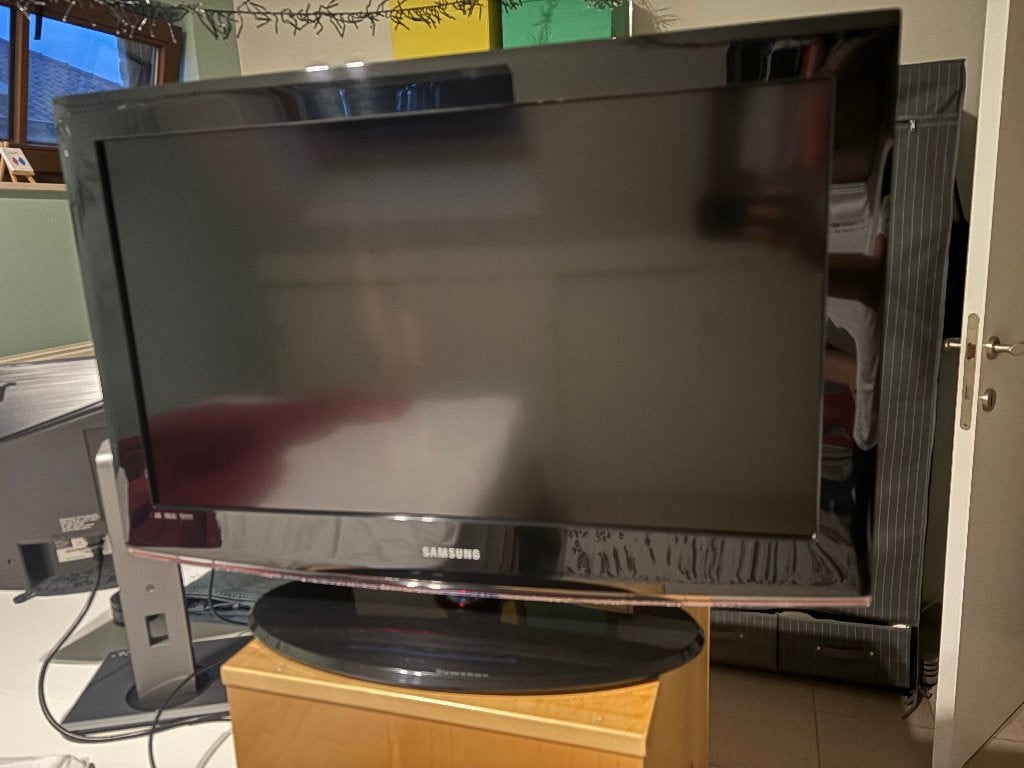 Samsung LCD tv (32 inch), TV, Hi-fi & Vidéo, Enlèvement, Utilisé, LCD, Samsung