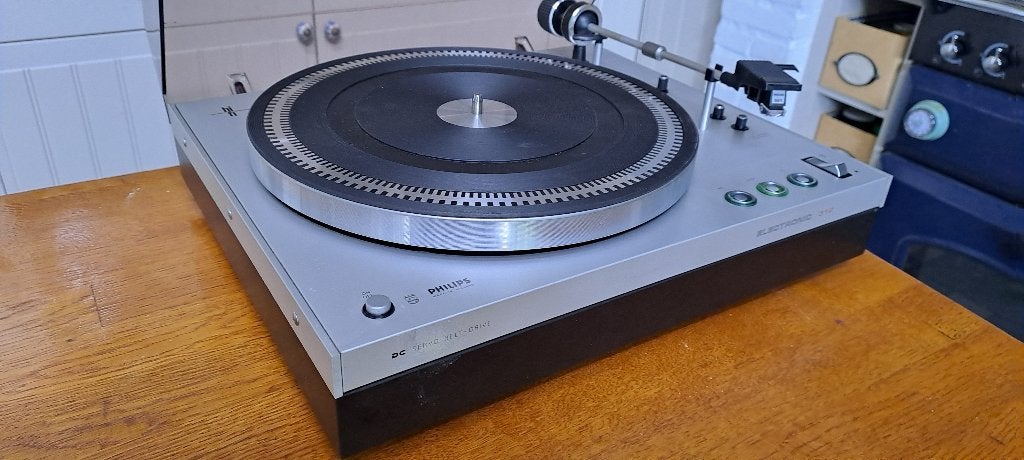 Philips 22GA312 platenspeler, in werkelijke nieuwstaat, TV, Hi-fi & Vidéo, Tourne-disques, Comme neuf, Tourne-disque, Philips