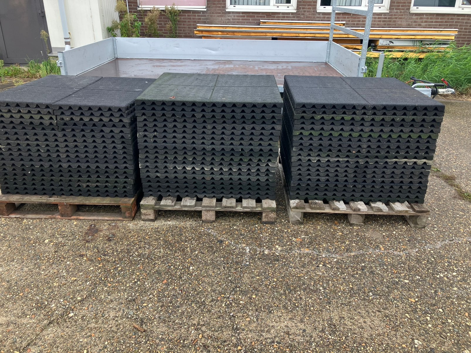 43 vochtdoorlatende rubberen matten 100x100x4,5cm, Dieren en Toebehoren