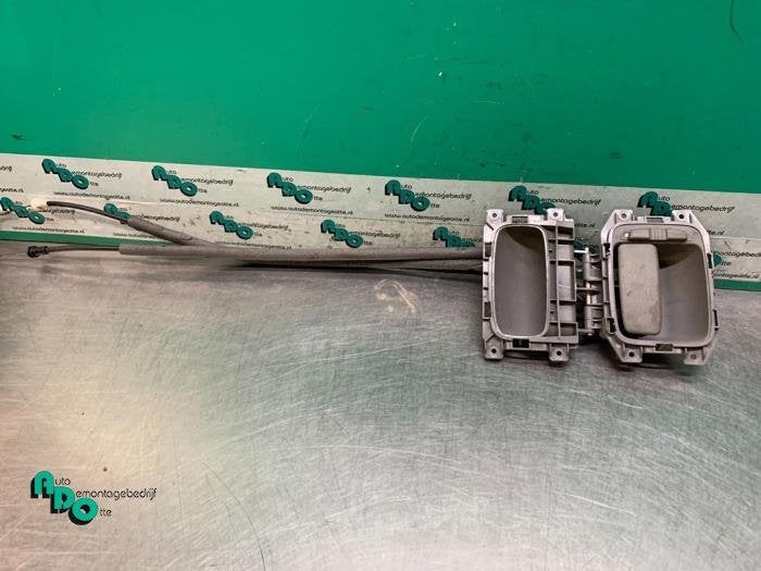 Handgreep van een Mercedes Sprinter (Sprinter 06-), Gebruikt, -, Ophalen of Verzenden, -