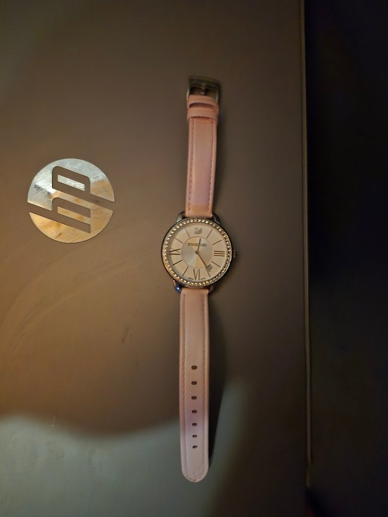 Montre swarovski rose, Autres marques, Cuir, Enlèvement, Avec strass