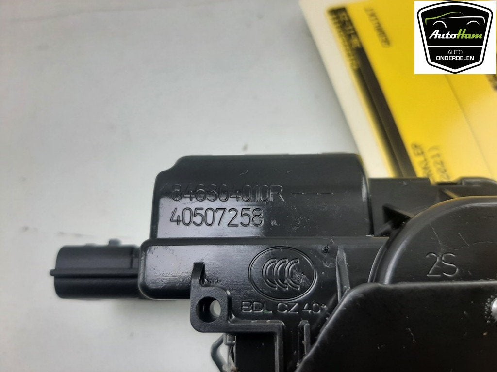 SLOTVANGER ACHTERKLEP Renault Clio V (RJAB) (|846304010R|), Dhr. J. Ham, Gebruikt, Renault, Administratie@autoham.nl