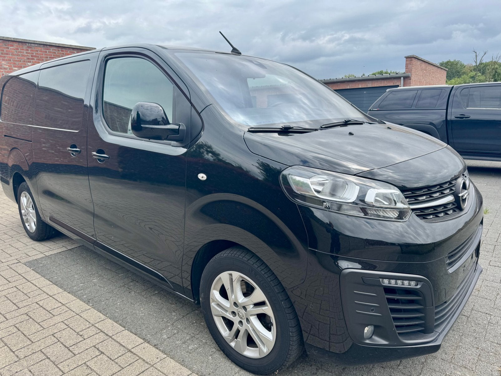 Opel Vivaro L3, 2.0diesel, Autos, Camionnettes & Utilitaires, Achat, 199 cm³, Euro 6, 3 places