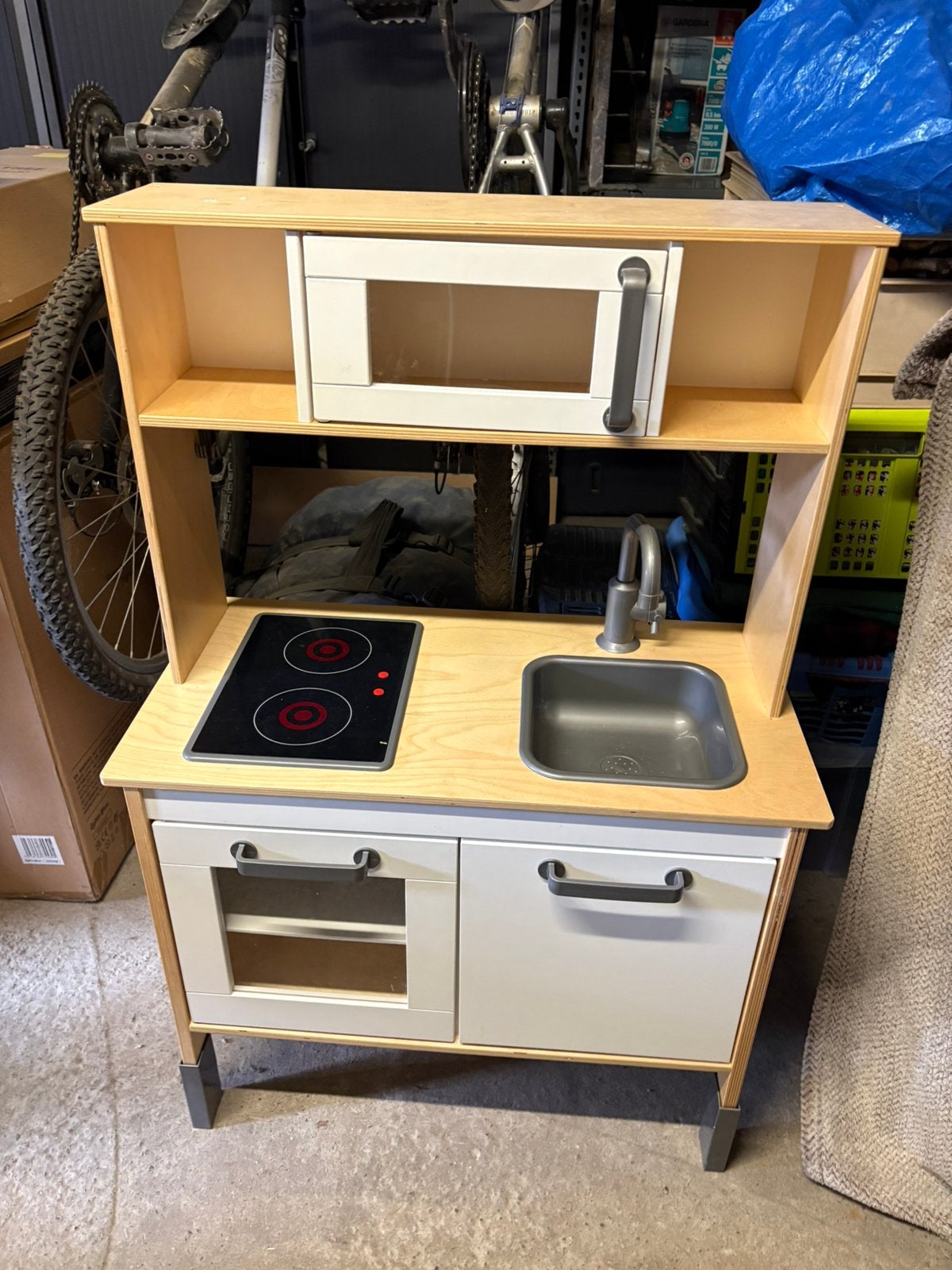 Cuisine enfants, Enlèvement, Utilisé