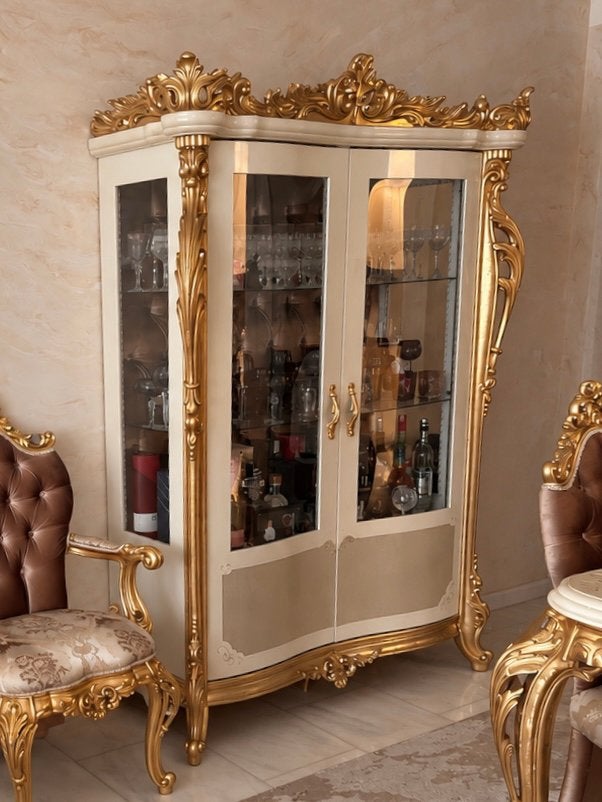 Vitrine classique de luxe — style baroque, Enlèvement, Comme neuf