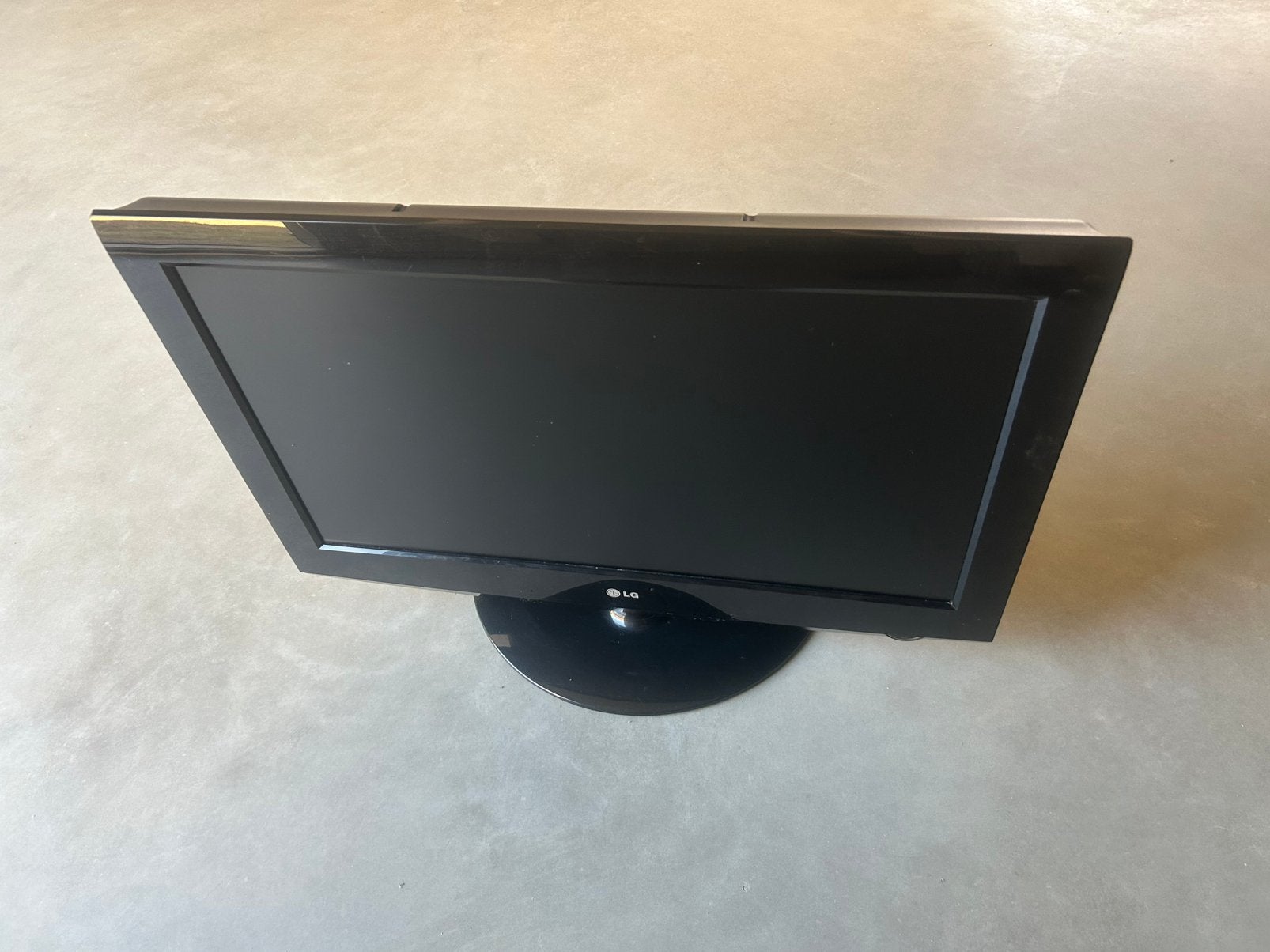 LG TV 32 inch (80 cm) met afstandsbediening, Ophalen, Gebruikt, 80 tot 100 cm, LG