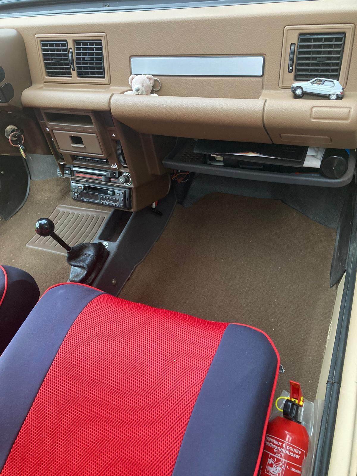 Oldtimer Citroën Visa te koop, foto 9