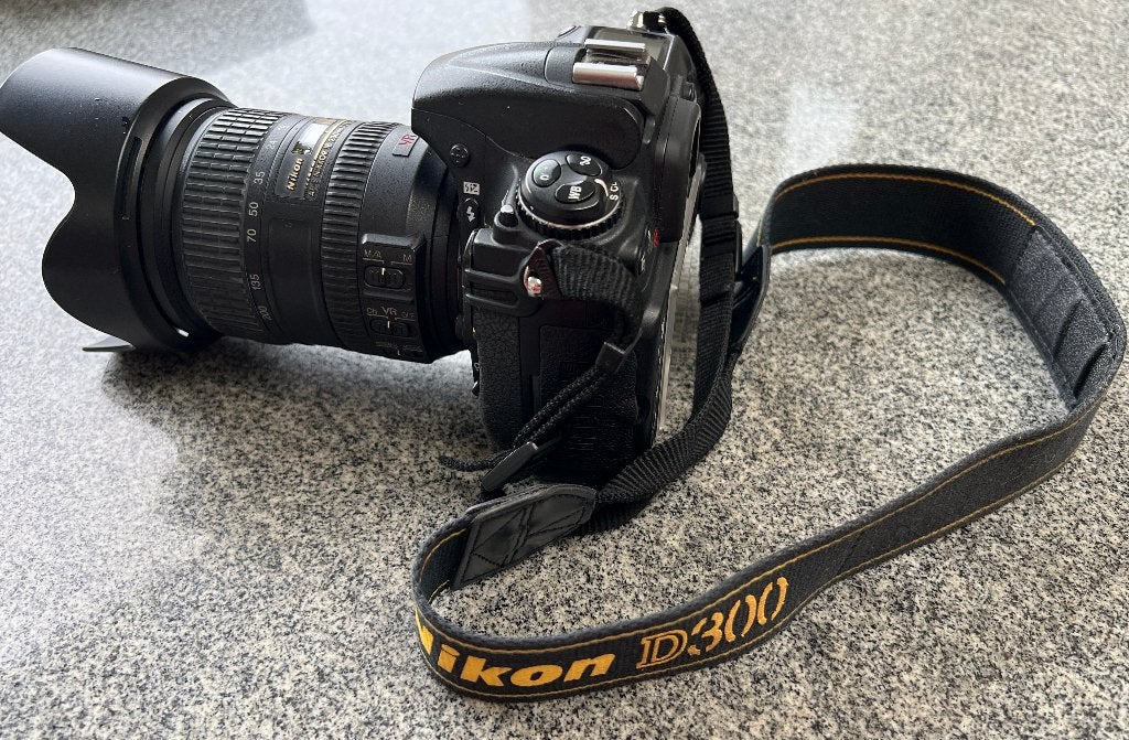 Nikon D300 + Nikkon Lens AF-S DX 18-200 VR, Ophalen, Screenprotector, Spiegelreflex, 12 megapixels