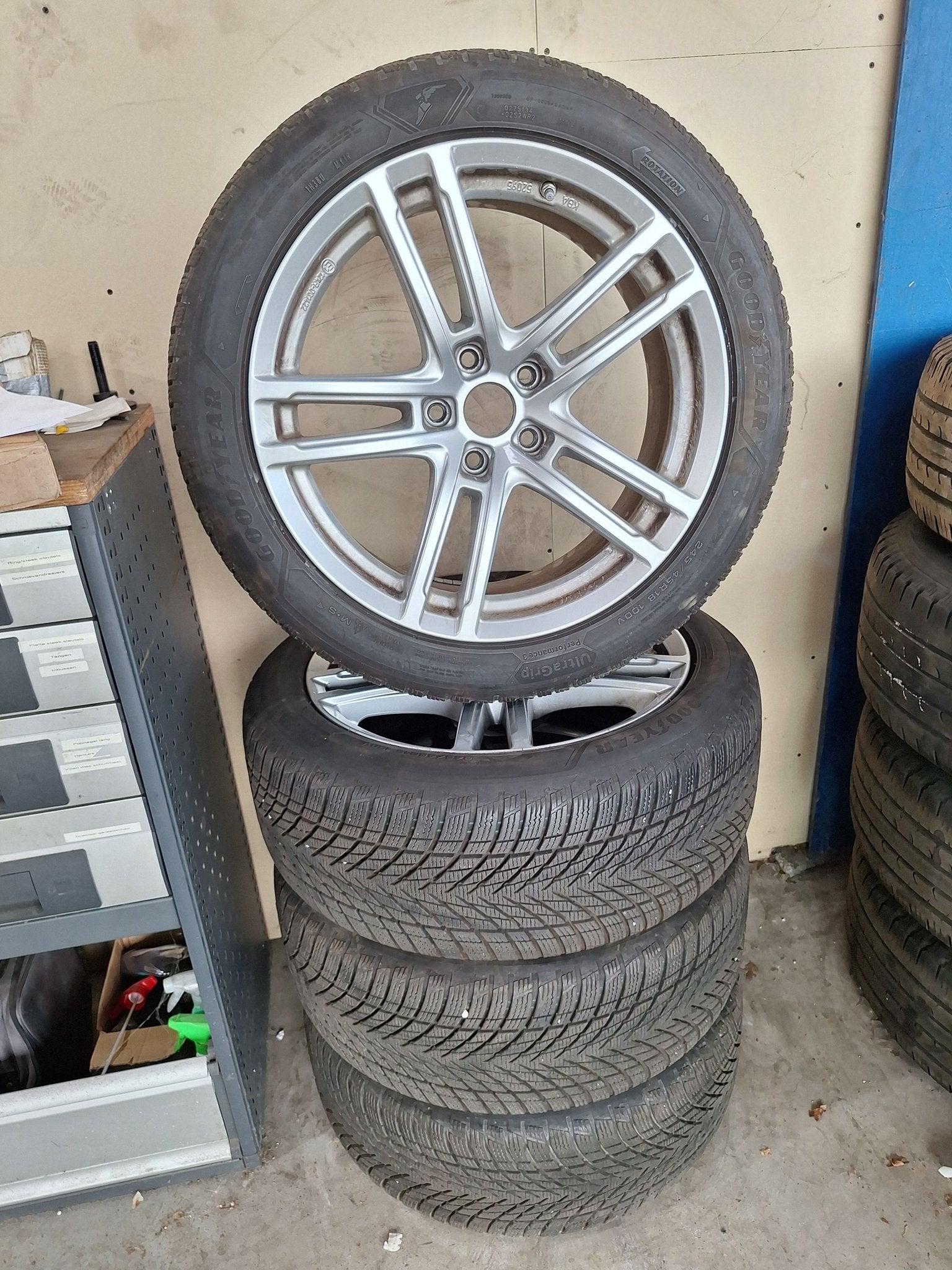 Bmw 5-Serie Winterset 18 Inch, Auto-onderdelen, Ophalen, 18 inch, -, -