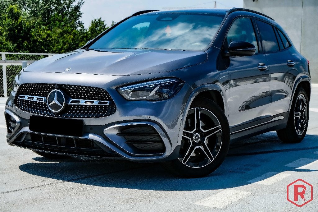 Mercedes GLA 180 AMG Pano Essence Automatique Garantie, Autos, Mercedes-Benz, Achat, Euro 6, Entreprise, Entretenue par le concessionnaire