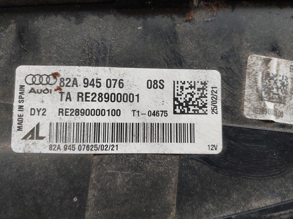 FEU ARRIÈRE DROIT Audi A1 Sportback (GBA) (|82A945076|), Auto-Union-Straße  1,
85057  Ingolstadt, DE, Info@audi.de, Audi, Utilisé