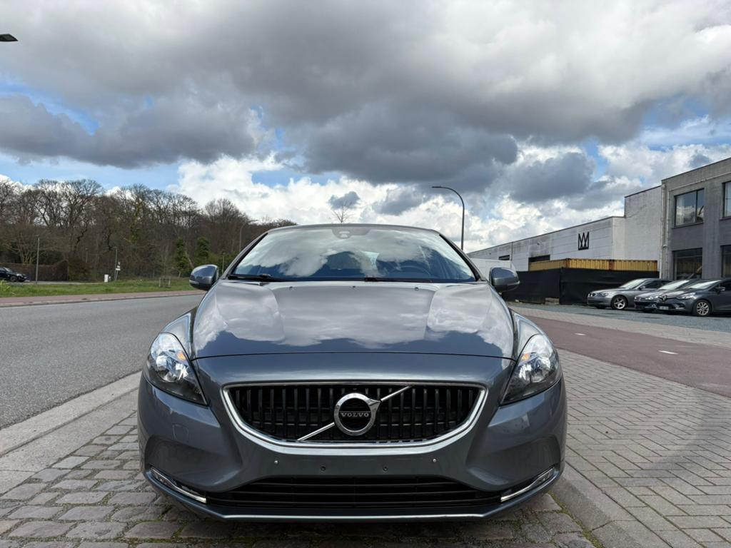 Volvo V40 T2 | 12 M Garantie | 60 Dkm | Benzine | 2017 |, Voorwielaandrijving, Testrit aan huis, 4 cilinders, 1969 cc