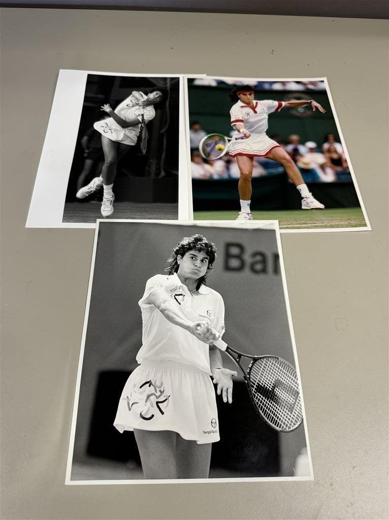 Gabriella Sabatini - Tennis press fotos - stewart kendall, Enlèvement ou Envoi, Comme neuf