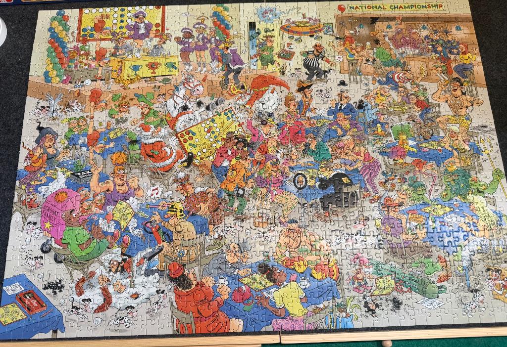 Puzzel Jan Van Haasteren - Mens Erger Je Niet - 1000 st, Ophalen of Verzenden, 500 t/m 1500 stukjes, Zo goed als nieuw, Legpuzzel