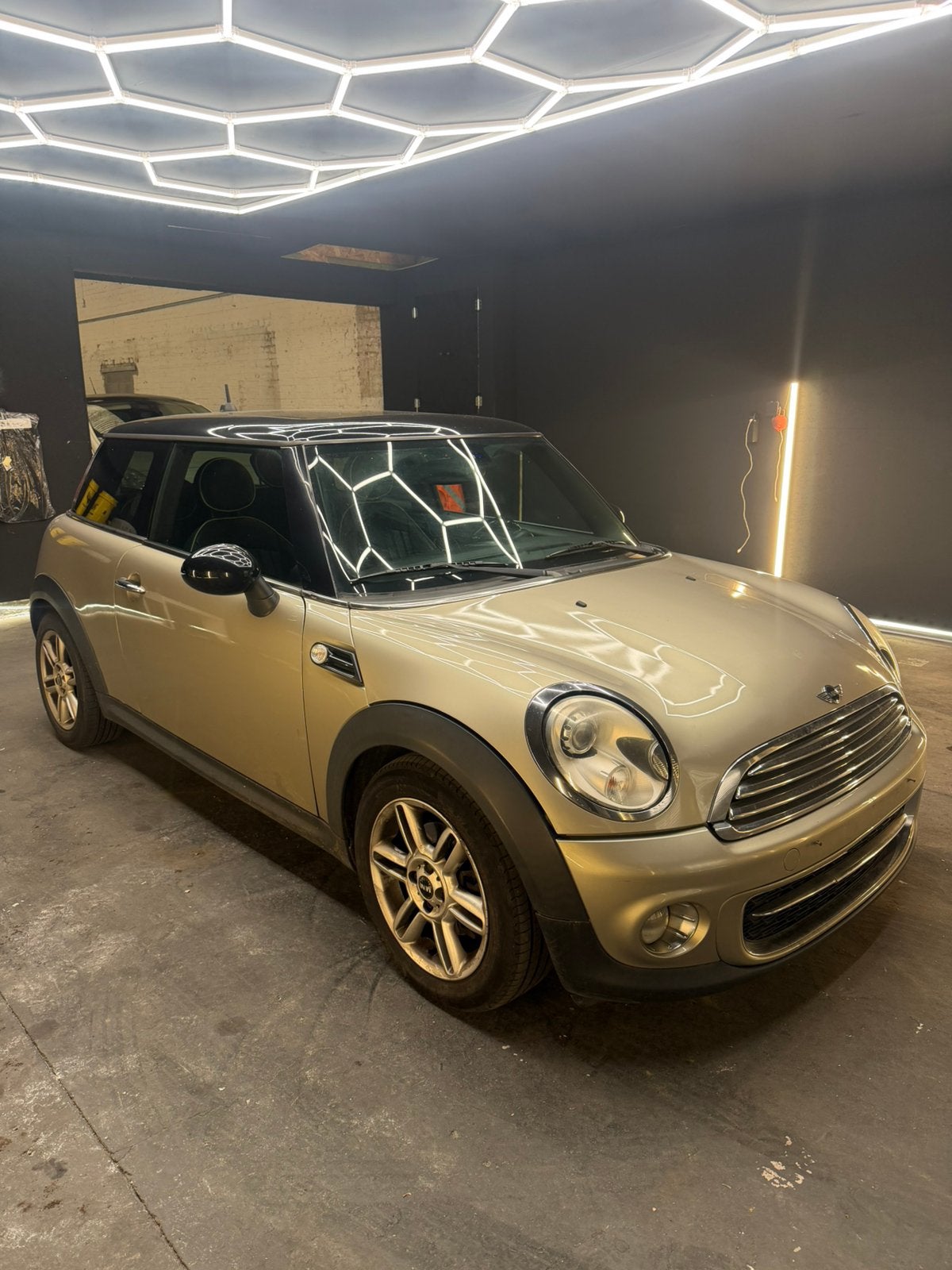 Mini cooper, Autos, Cuir, https://public.car-pass.be/verify/6374-9949-5155, 82 kW, Entreprise