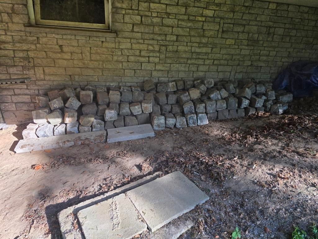 Lot de 300 pavés de rue, Enlèvement