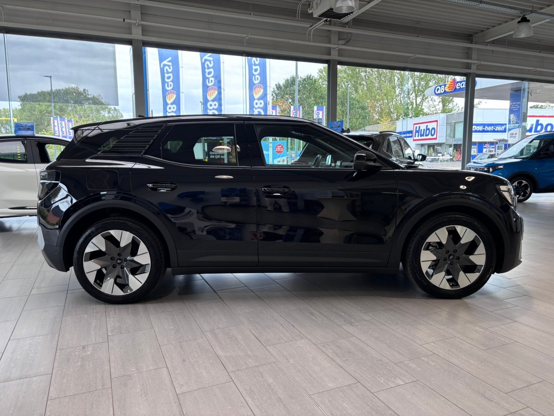 Ford Explorer 77 kWh RWD Premium (automatique), Autos, Achat, Noir, 2143 kg, Cuir et Tissu