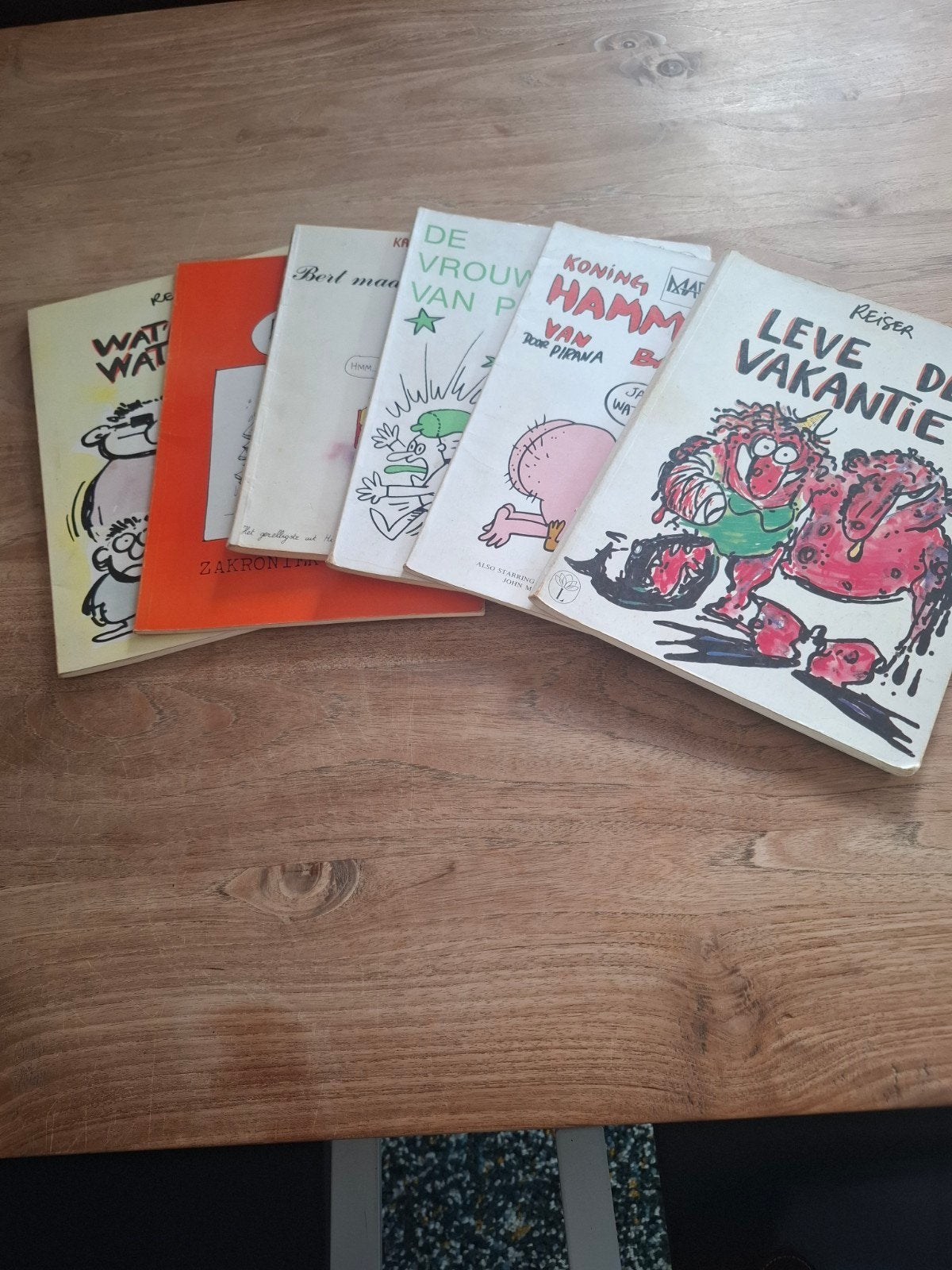 Oude humoristische strip- en cartoonboekjes, Boeken, Ophalen