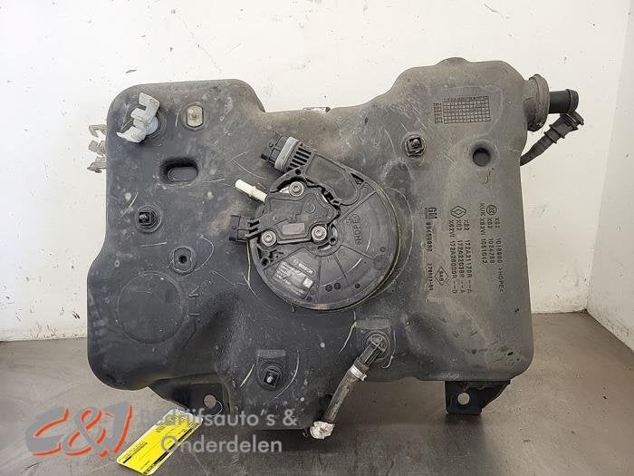Adblue tank van een Renault Master, Gebruikt, -, Renault, -