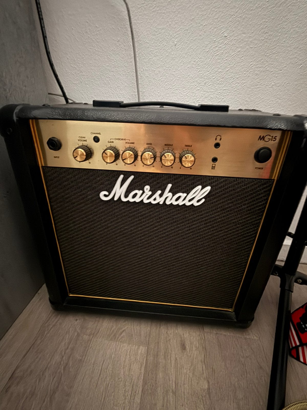 Marshall mg15, Muziek en Instrumenten, Ophalen, Zo goed als nieuw