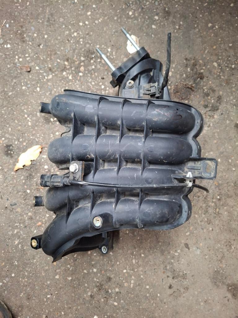 Inlaat voor hyundai i20 benzine, Ophalen, Gebruikt, Hyundai