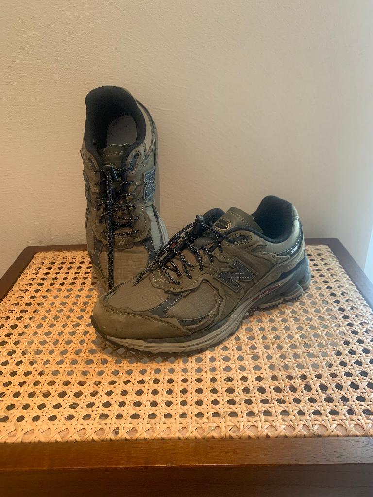 *NEW BALANCE 2002R sneakers in maat 42*Nieuwstaat!, Overige kleuren, Verzenden, Zo goed als nieuw, Sneakers