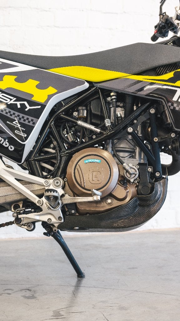Husqvarna 701 - Supermoto, Motoren, Motoren | Husqvarna, 693 cc, Occasion, Motorrijbewijs A, Bedrijf