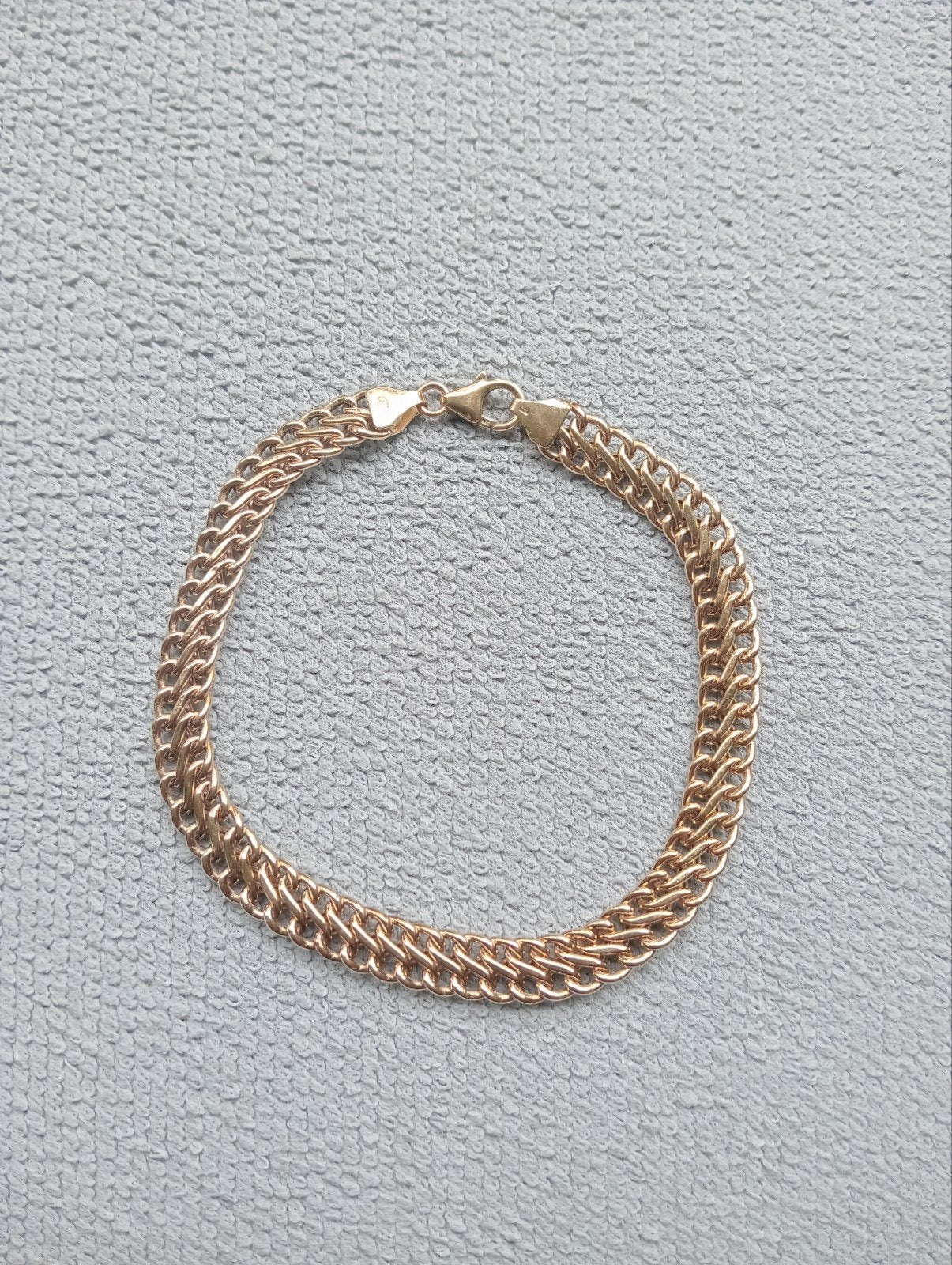 Armband 14 k goud 6.2 gram lengte 21 cm breedte 8 mm, Handtassen en Accessoires, Ophalen of Verzenden, Zo goed als nieuw, Goud