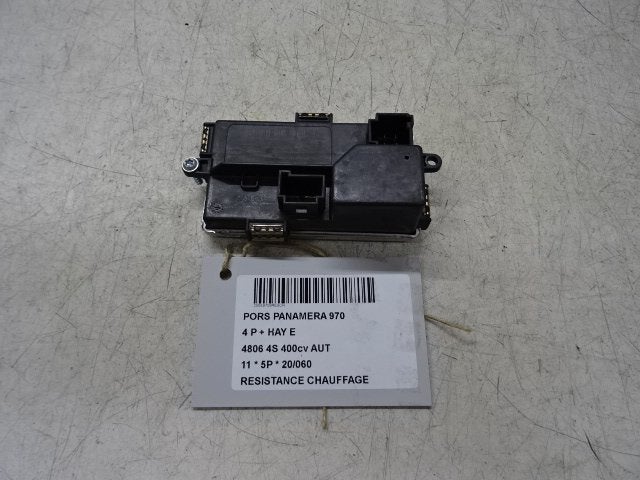 RESISTANCE CHAUFFE Porsche Panamera (970) (97082442302), Porsche Deutschland GmbH, Porscheplatz 1
70435  Stuttgart, DE, Porsche