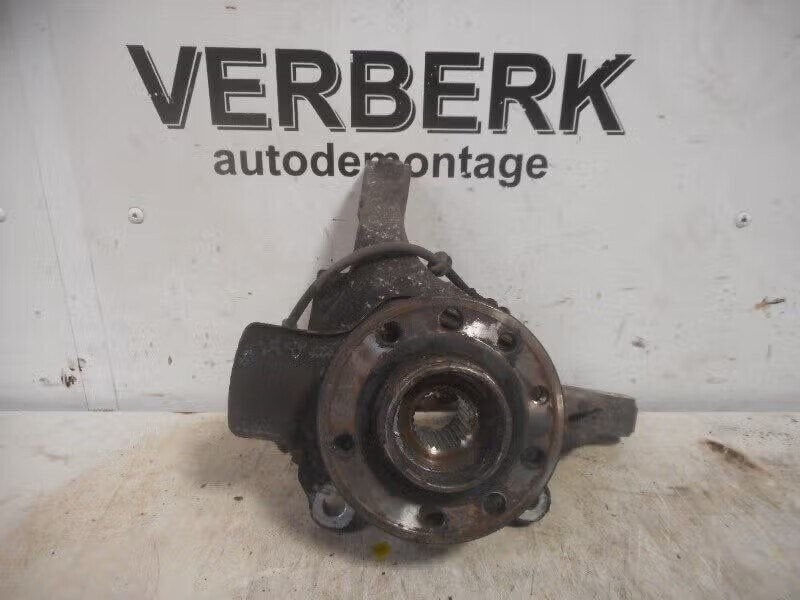WIELNAAF RECHTS VOOR Opel Vectra C Caravan (01-2003/01-2009), Bahnhofsplatz 65423 Rüsselsheim am Main, DE, Enlèvement ou Envoi