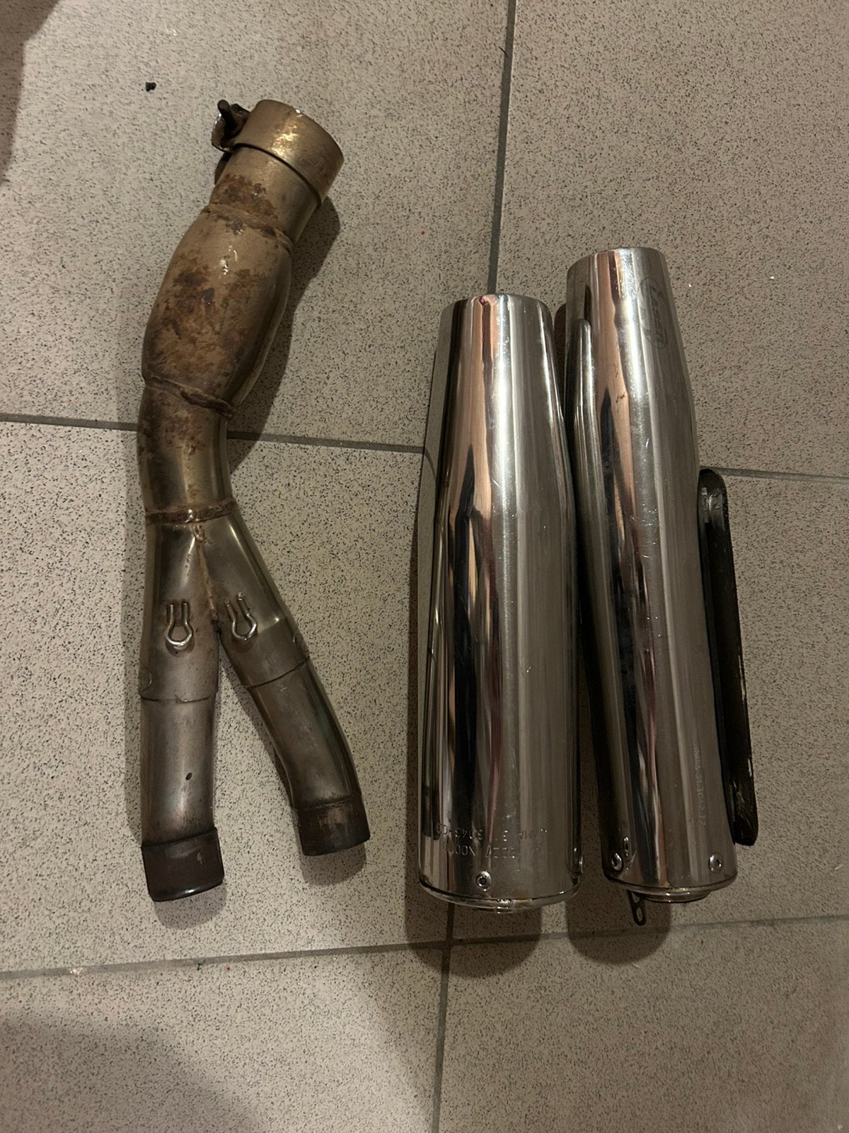 Orginele kawa z1000 uitlaat, Ophalen