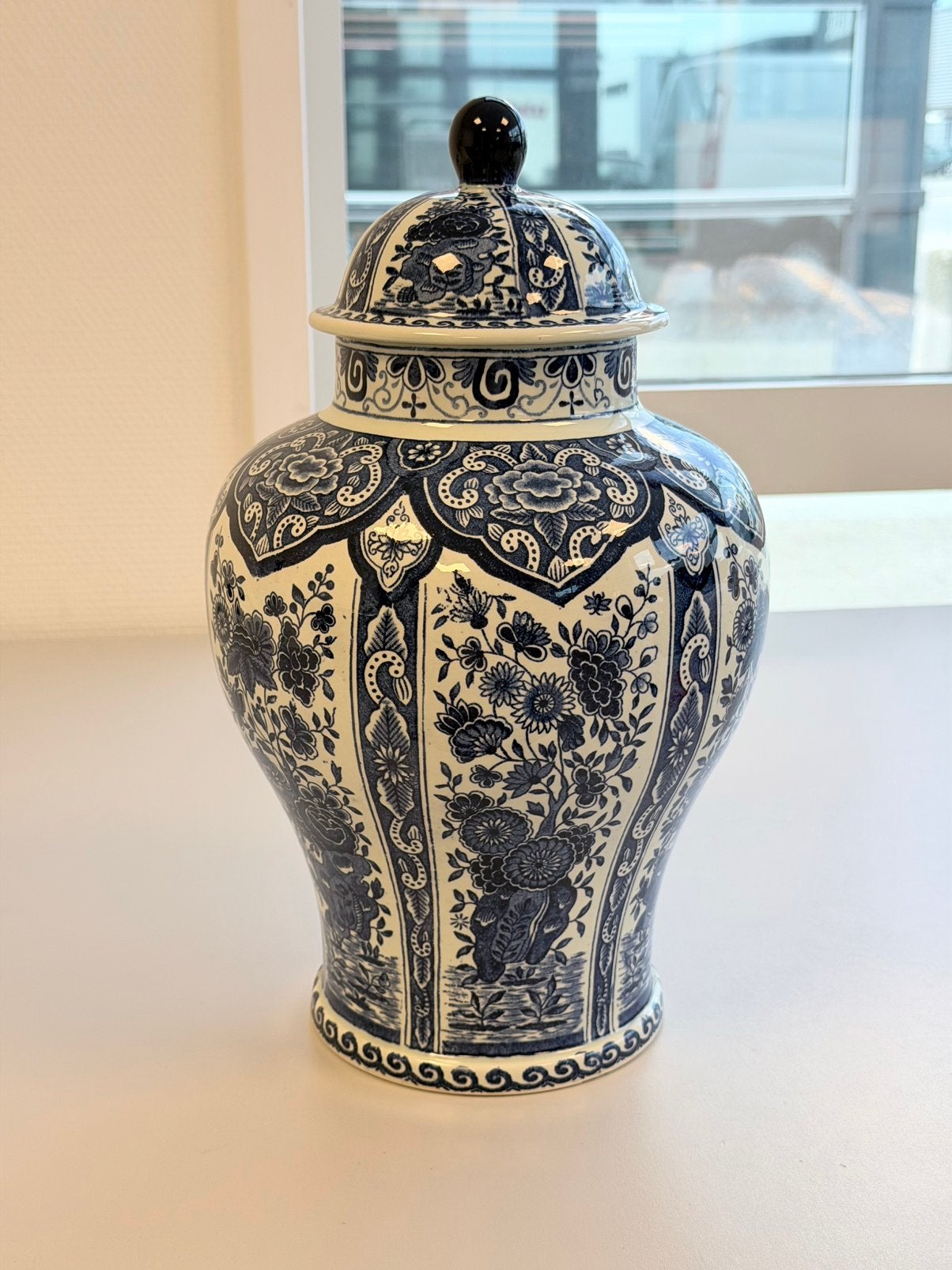 Grote Delftse Boch Royal Sphinx pot urn XL 36cm delfts-blauw, Ophalen of Verzenden