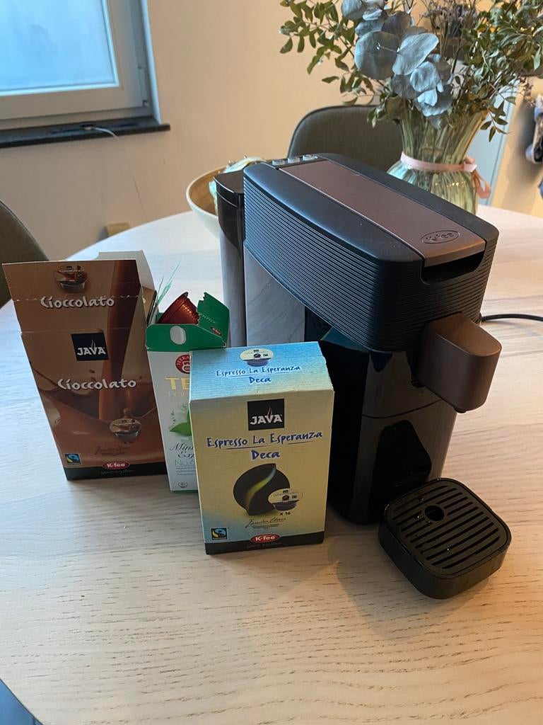 Koffiezet apparaat met capsules van K-fee, Elektronische apparatuur, Ophalen, Zo goed als nieuw