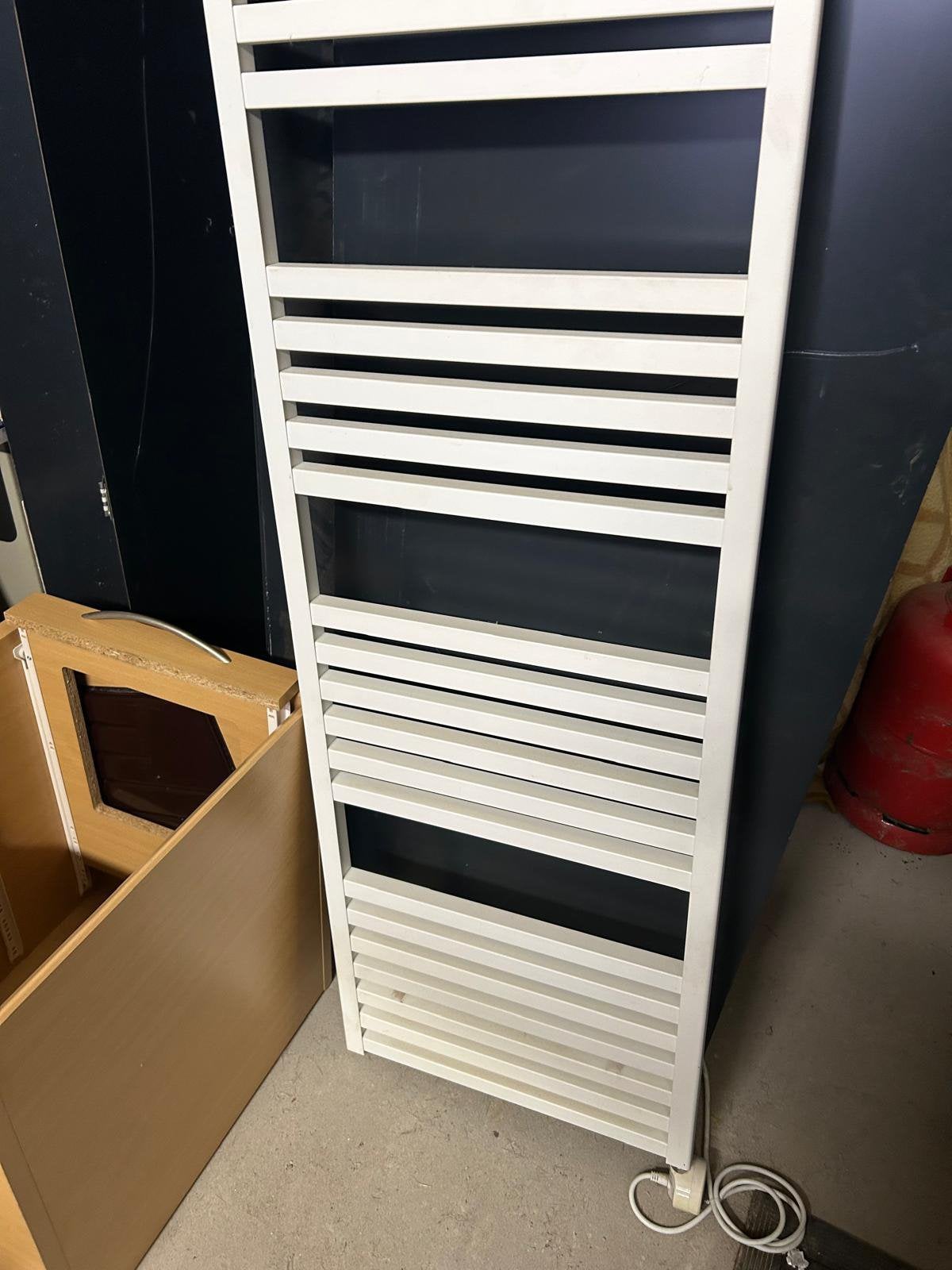 Electrische verwarming, Doe-het-zelf en Bouw, Ophalen, Gebruikt, Radiator, Minder dan 60 cm