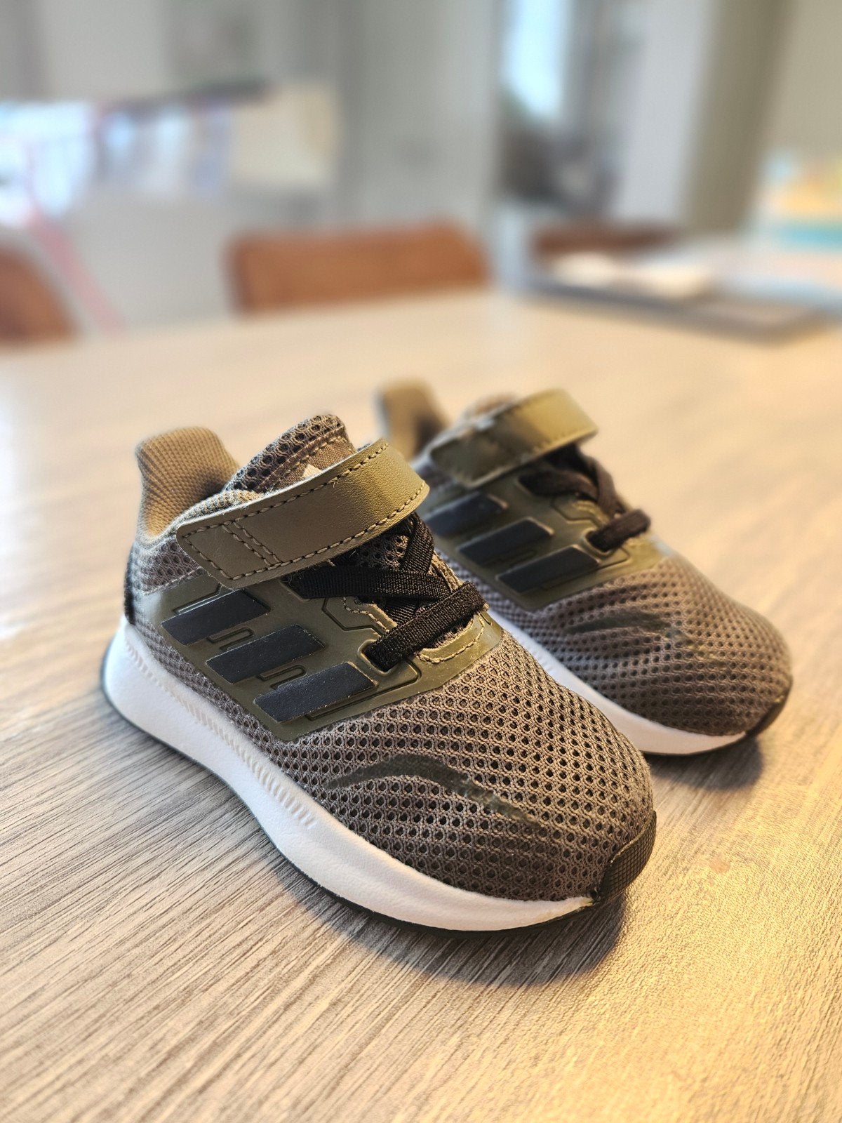 Kinderschoenen Adidas maat 20, Ophalen, Adidas, Schoentjes, Jongetje of Meisje