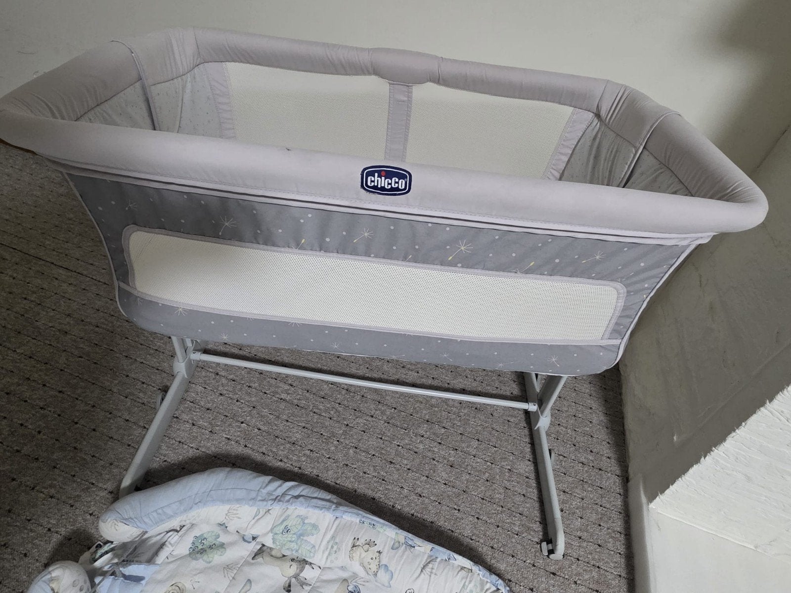 Het bed voor kinderen merk chicco, Ophalen of Verzenden