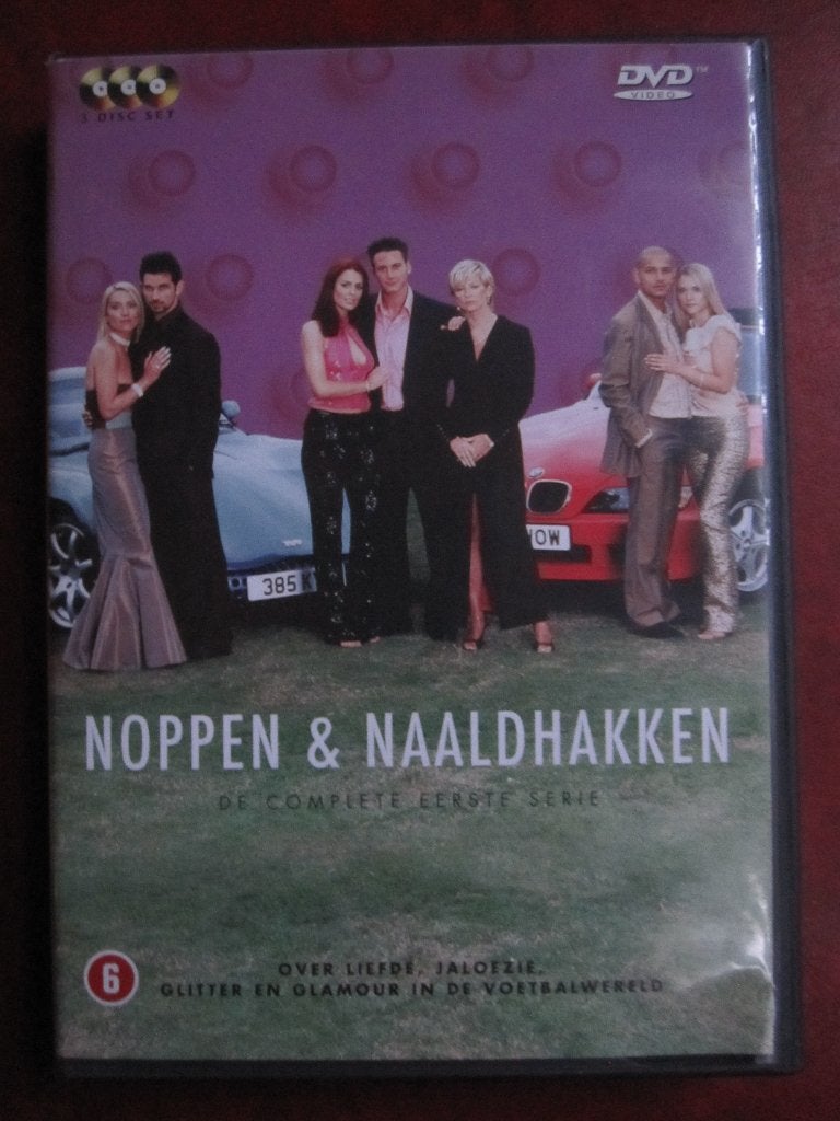 Noppen & Naaldhakken De complete eerste serie (2001) 3 disc, Cd's en Dvd's, Dvd's | Tv en Series, Boxset, Drama, Ophalen of Verzenden