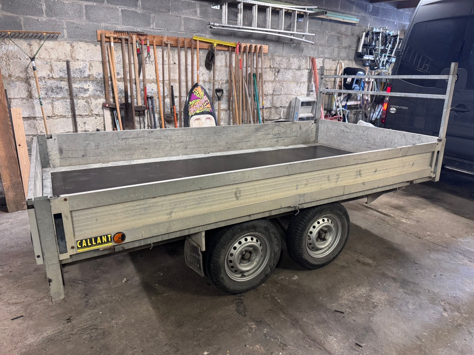 Aanhangwagen ongeremd, Enlèvement, Utilisé