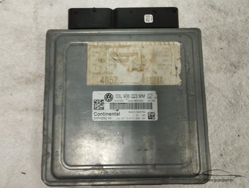 ECU motormanagement Golf 6 03L906023MM 1.6 tdi CAYC, Volkswagen, -, Utilisé, -