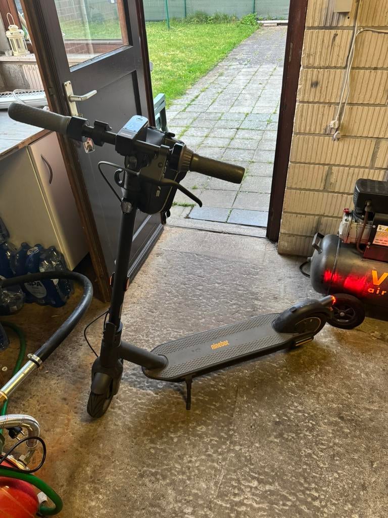 Ninbot G30 II, Fietsen en Brommers, Steps, Ophalen, Zo goed als nieuw