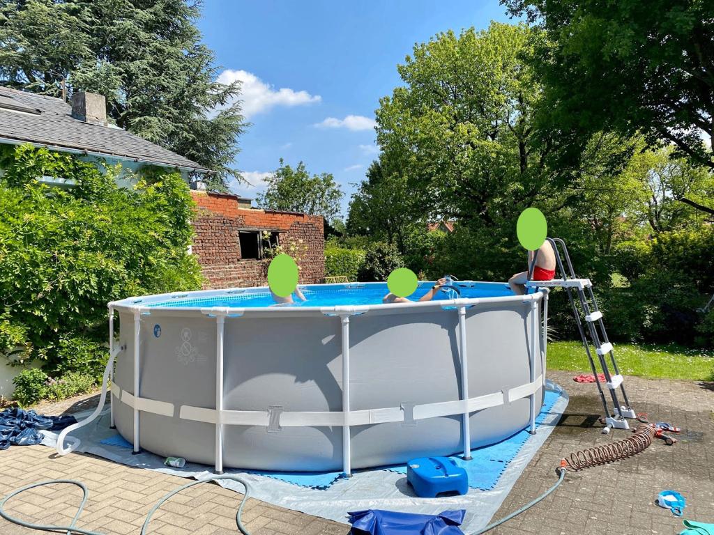 Piscine tubulaire Intex 4,57 x 1,22m + filtre à sable, 300 cm ou plus, Rond, Enlèvement, Utilisé