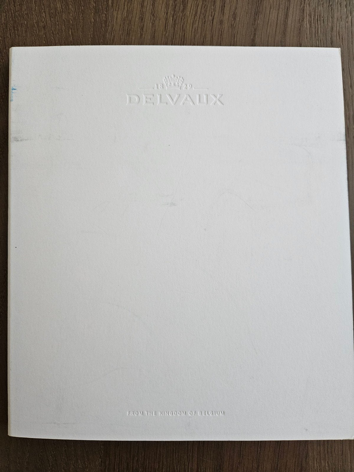 Catalogue Delvaux été 2016 en parfait état, Enlèvement