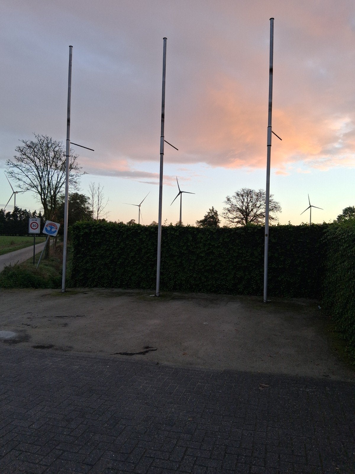 Te koop degelijke vlaggemasten, Enlèvement
