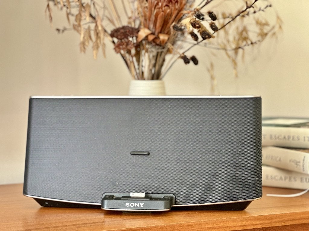 Vintage - x200ip bluetooth speaker dock SONY RDP-X200iP, Enlèvement, Utilisé, Autres types