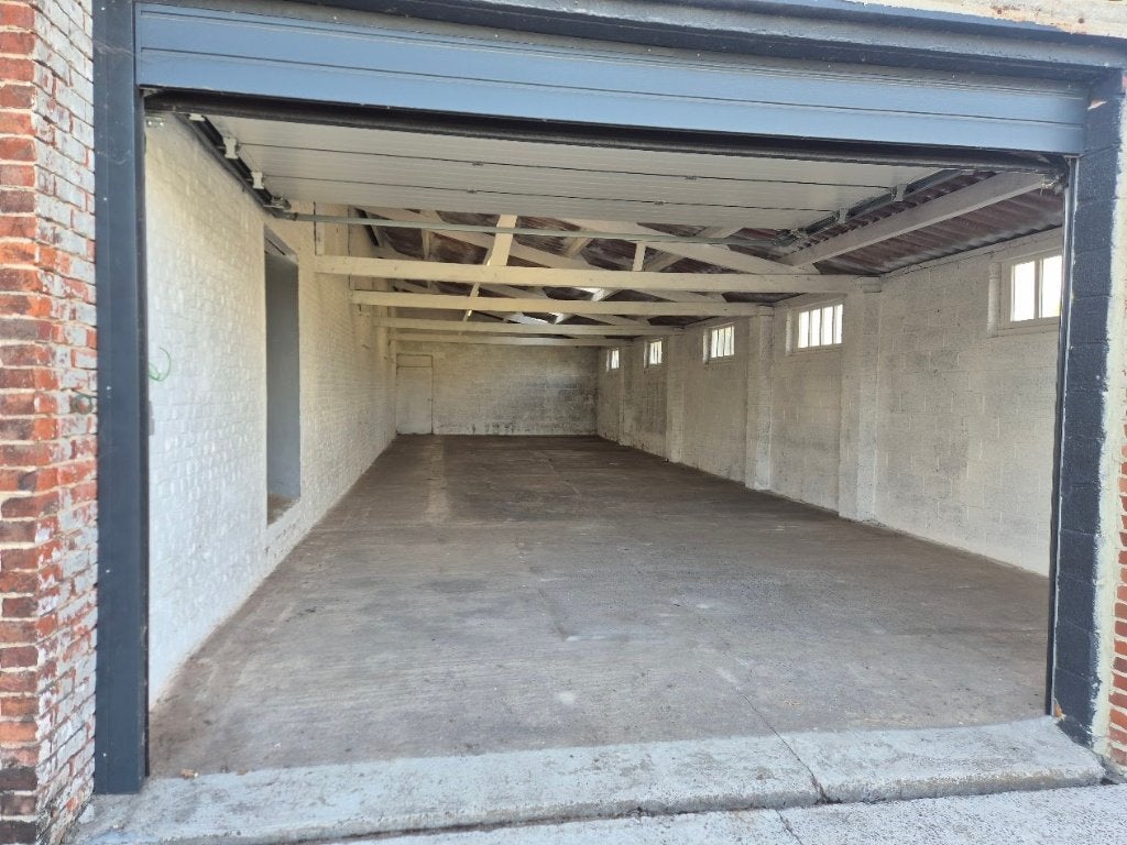 entrepôt / hangar  de 114m², Province de Hainaut