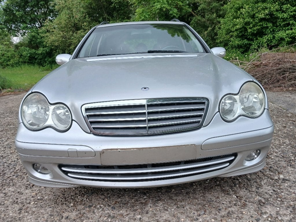 MERCEDES C200 2000cc DIESEL/GEKEURD/12MAAND GARANTIE, Auto's, Bedrijf, Euro 4, Te koop, Lichtsensor