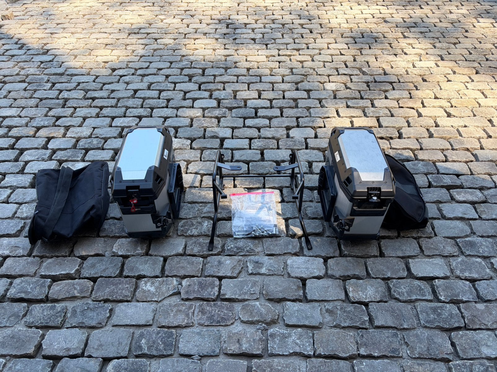 Bmw r nine t hepco & becker xplorer cases + carrier, Ophalen, Gebruikt