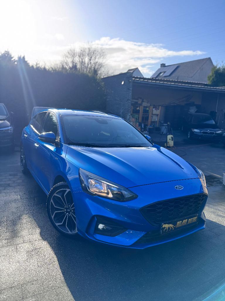 Ford Focus ST-Line COMPLÈTE, Achat, Euro 6, Entreprise, https://public.car-pass.be/vhr/6dc13d0d-9a23-47f9-bf2a-7f16988171b5